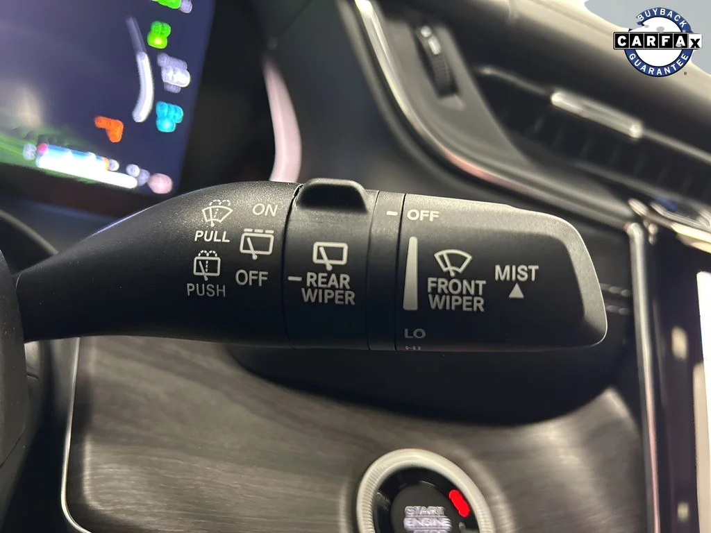 Used 2022 Silver Jeep Overland 4xe image 17