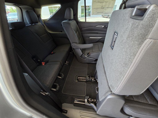 2026 Chevrolet Traverse LT - Photo 25