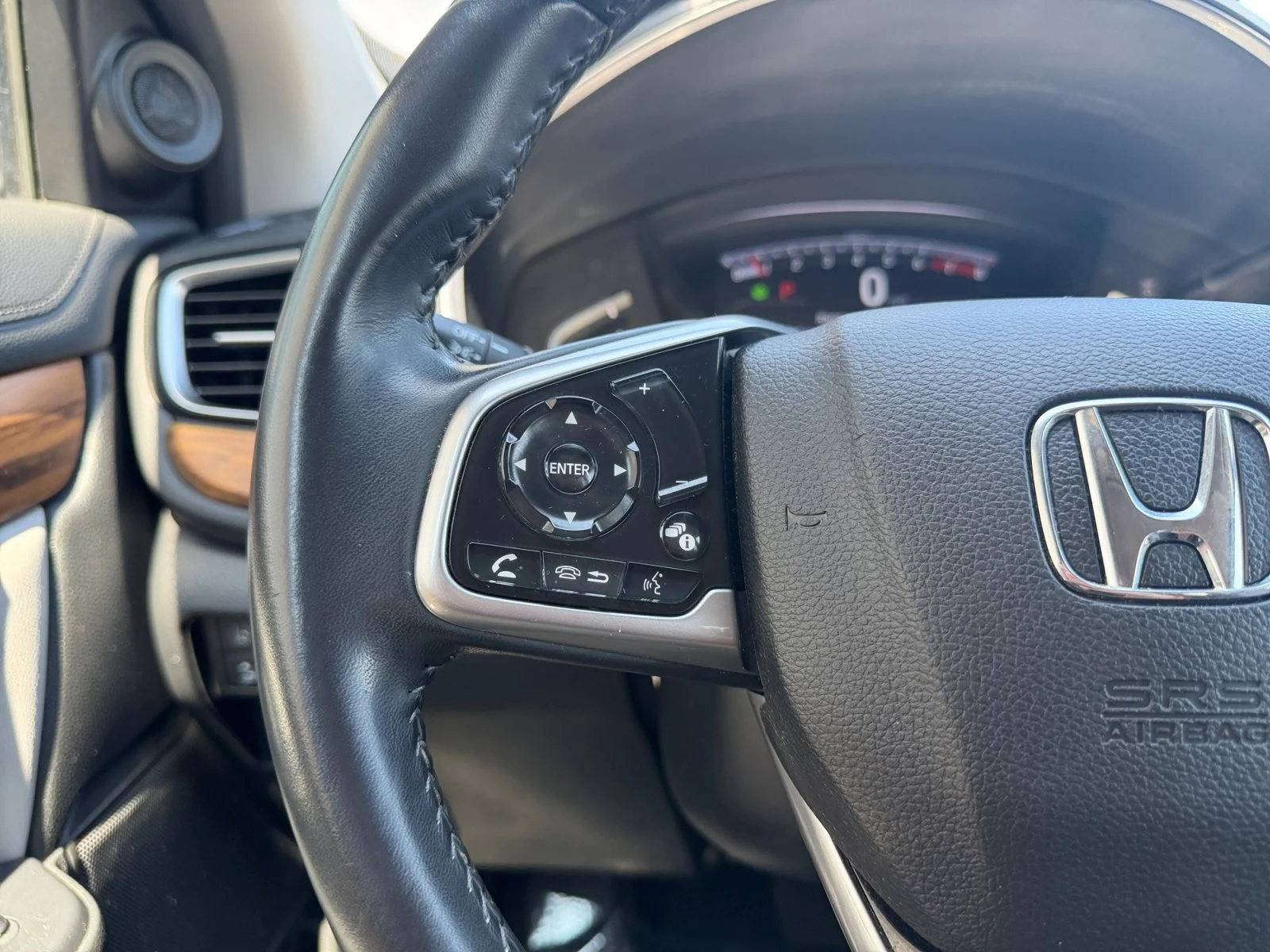 Used 2020 Gray Honda EX-L image 11