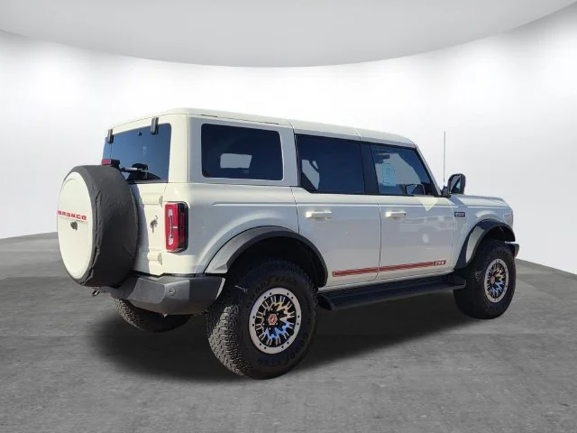 New 2026 Wimbledon White Ford Outer Banks® image 31