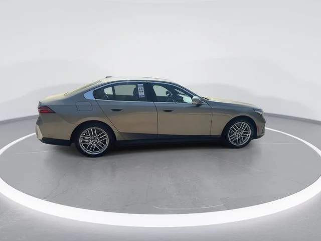 Used 2024 Gray BMW 530i image 9