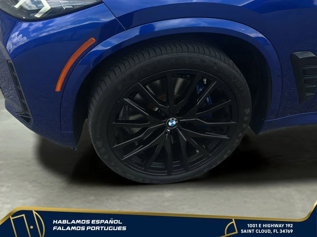Used 2024 Blue BMW M60i image 10