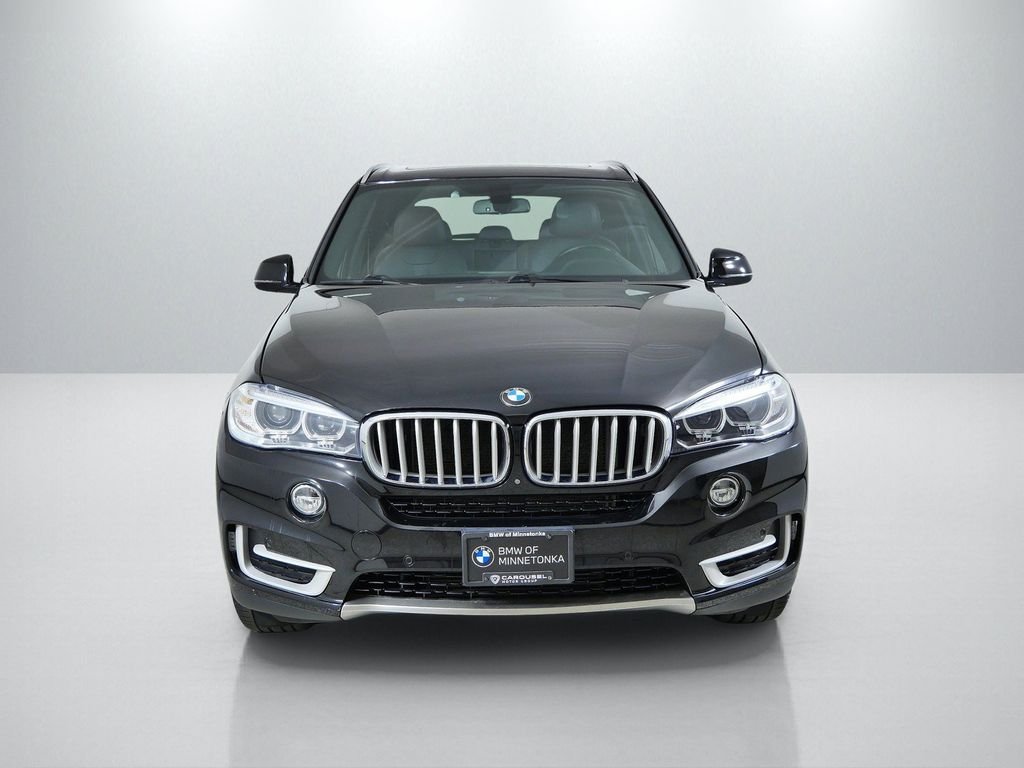 Used 2018 Black BMW xDrive35i image 3