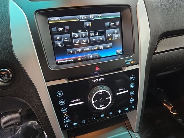Used 2011 Silver Ford Limited image 24