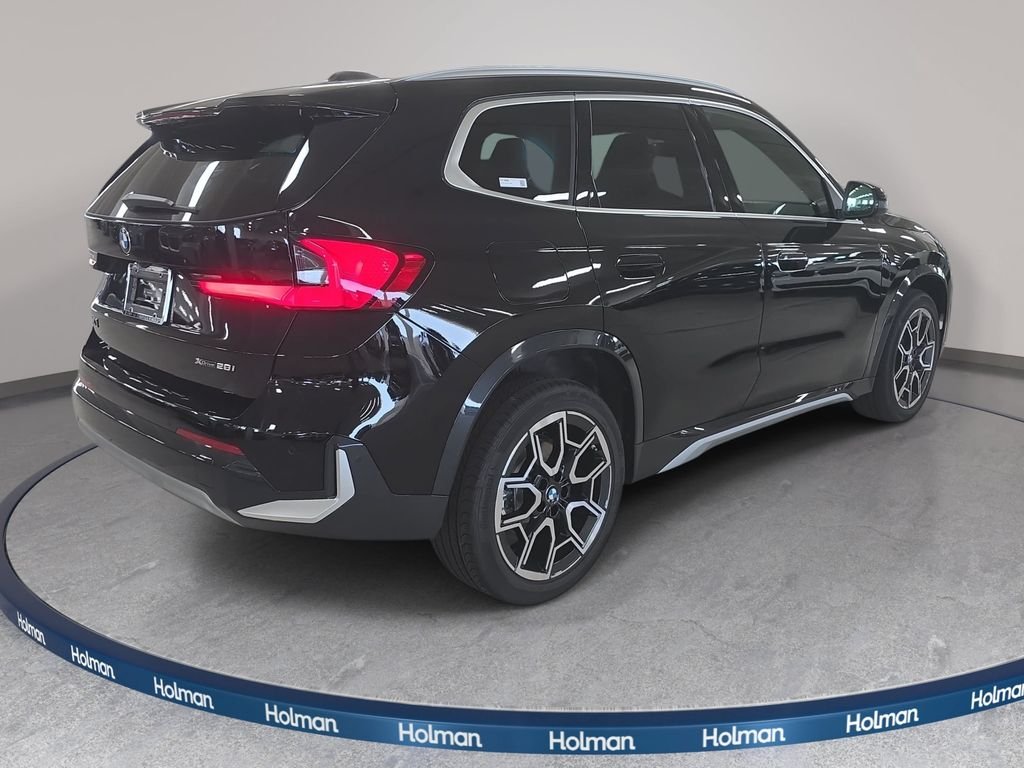New 2026 Jet Black BMW xDrive28i image 4