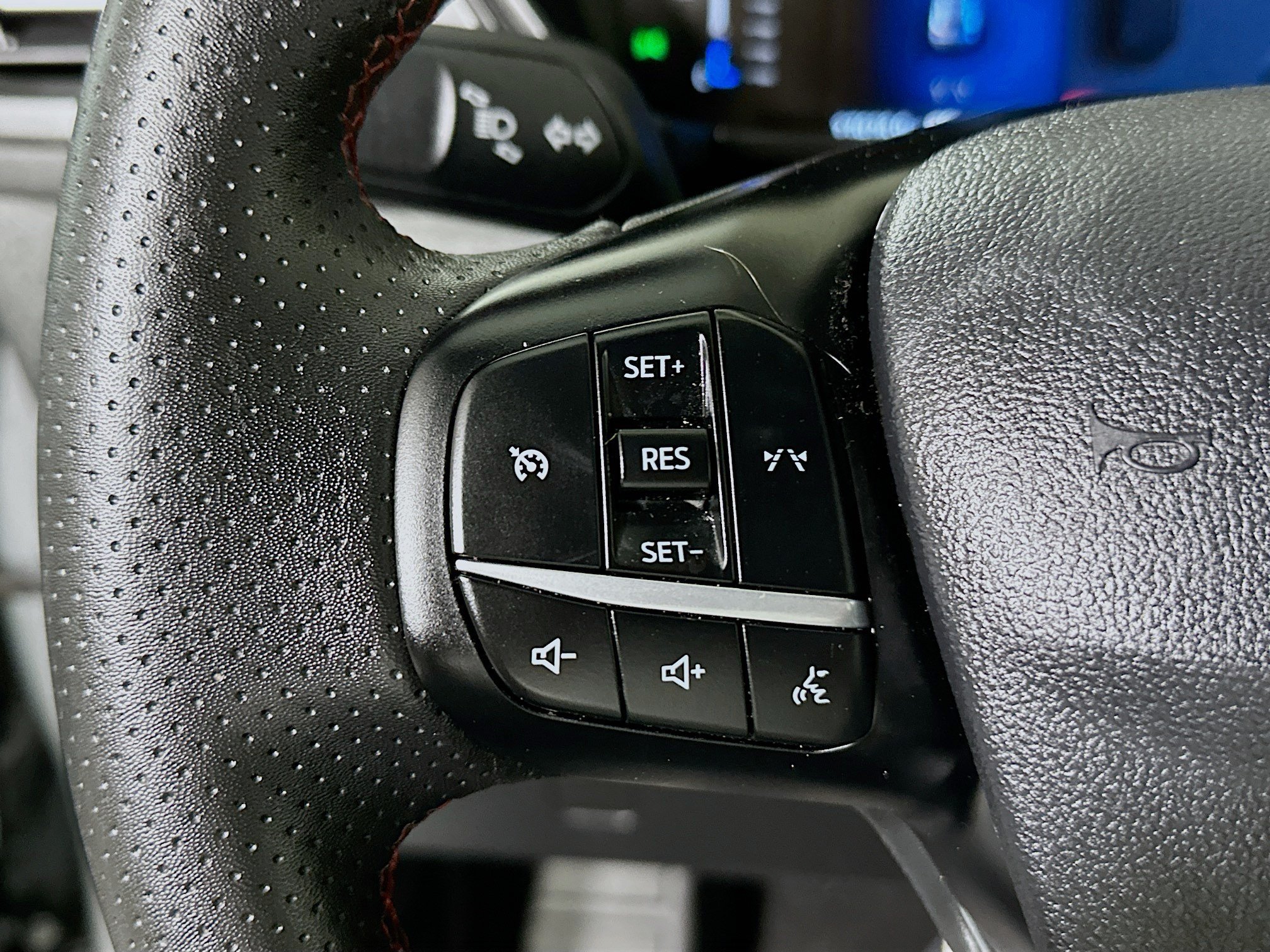Used 2024 Gray Metallic Ford ST-Line image 16