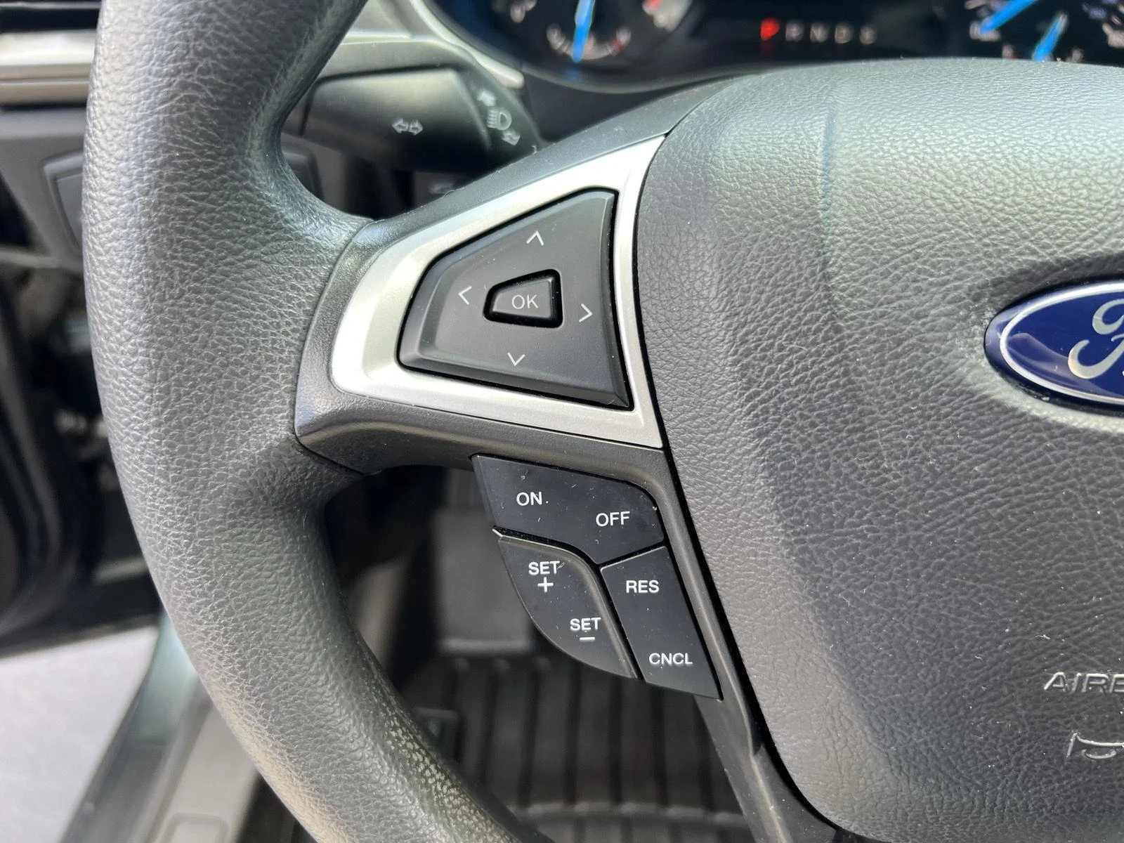 Used 2016 Guard Ford SE image 14