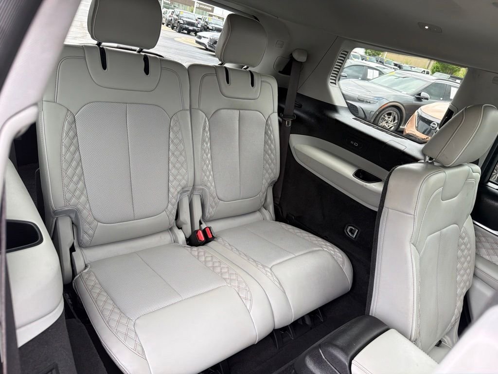 Used 2021 White Jeep Summit image 20