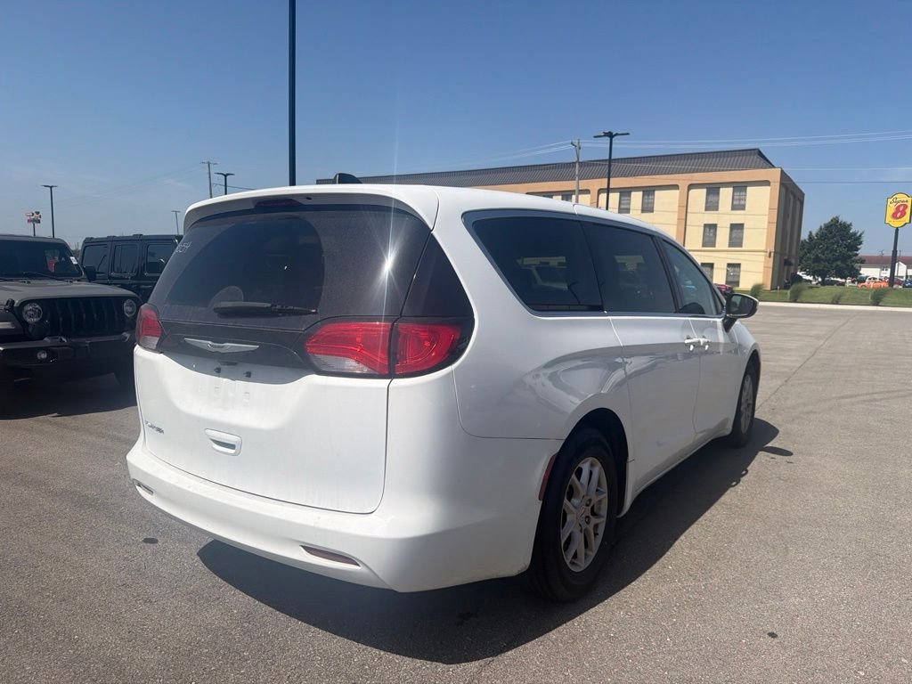 Used 2023 White Chrysler LX image 6