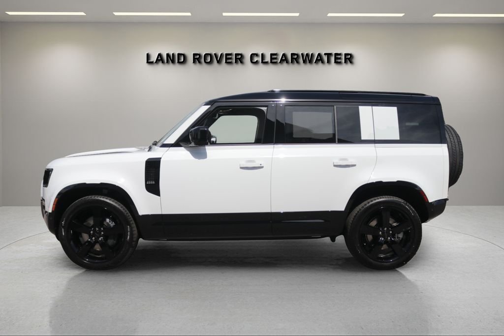 New 2026 Fuji White LAND ROVER X-Dynamic SE image 2
