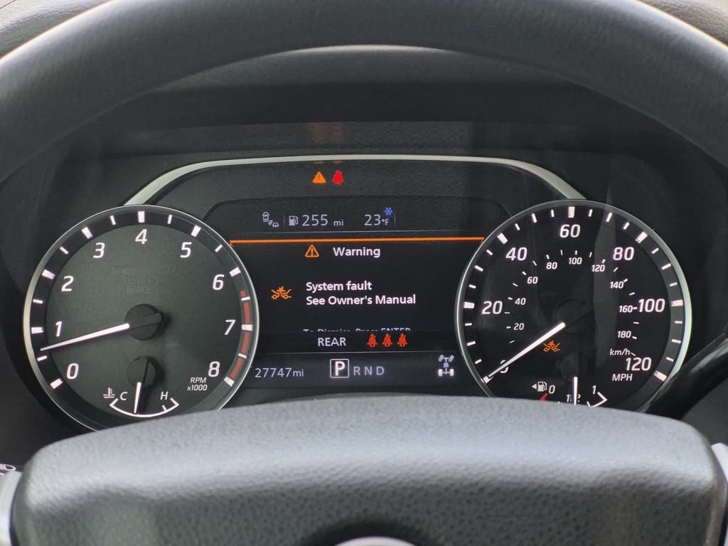 2023 Nissan Titan SV - Photo 15