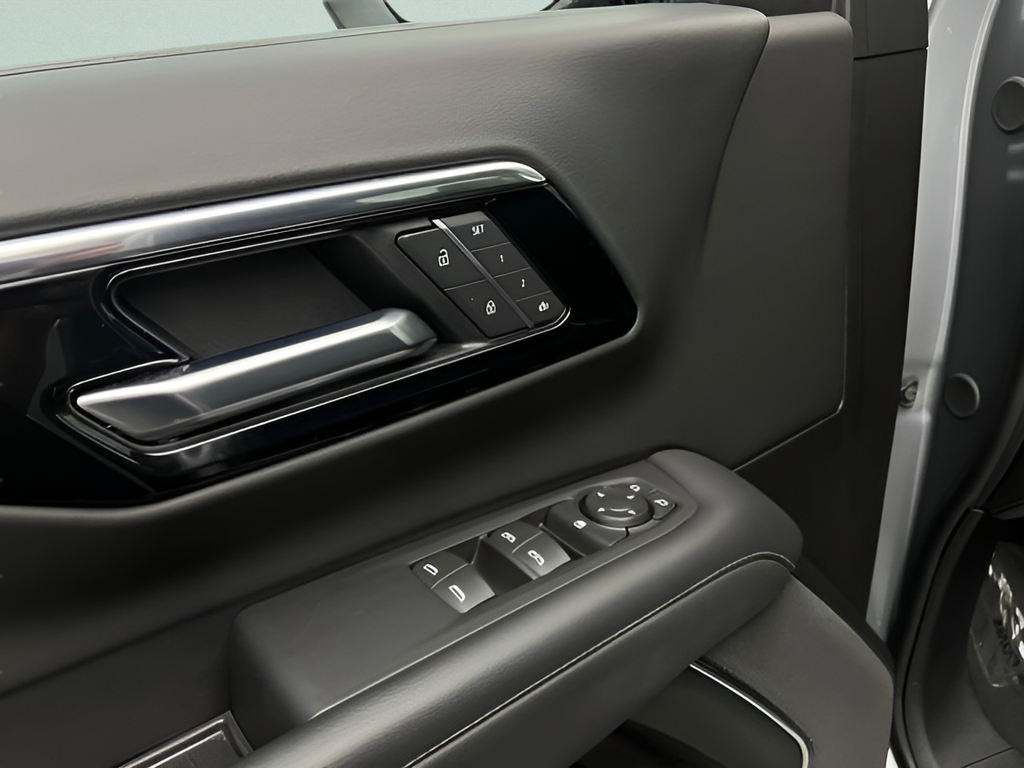 Used 2025 Sterling Gray Metallic Chevrolet Z71 image 26
