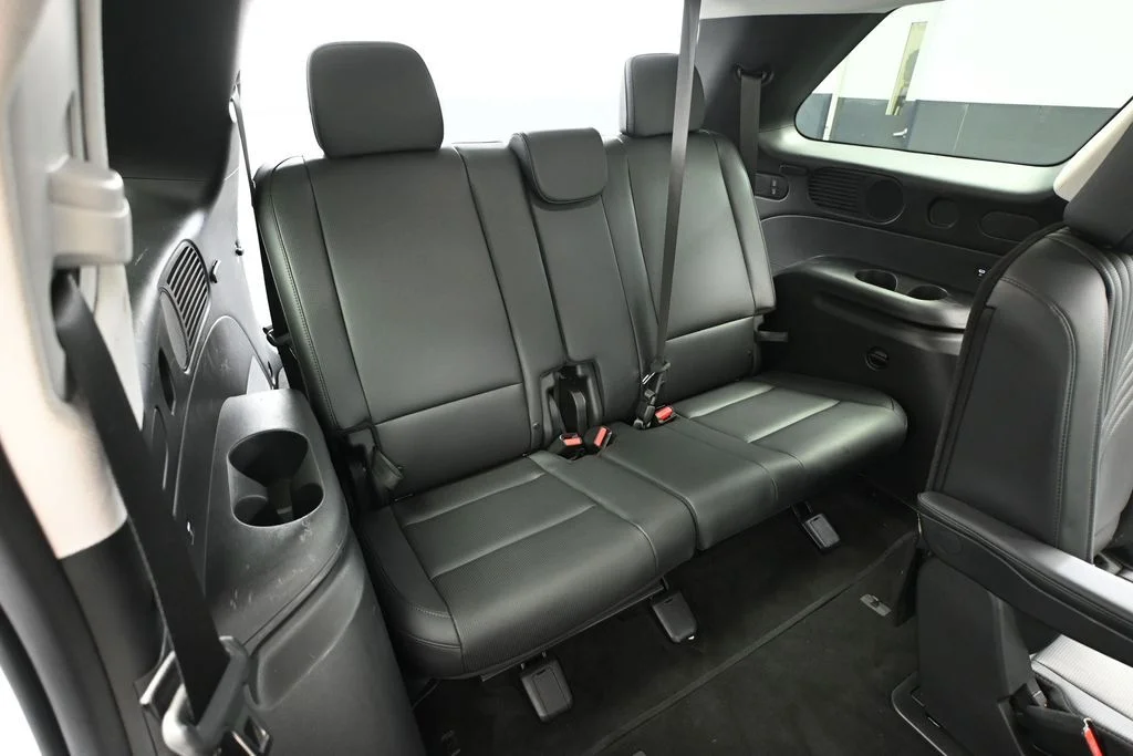 Used 2026 White Hyundai SEL Lite Roof Damage image 36