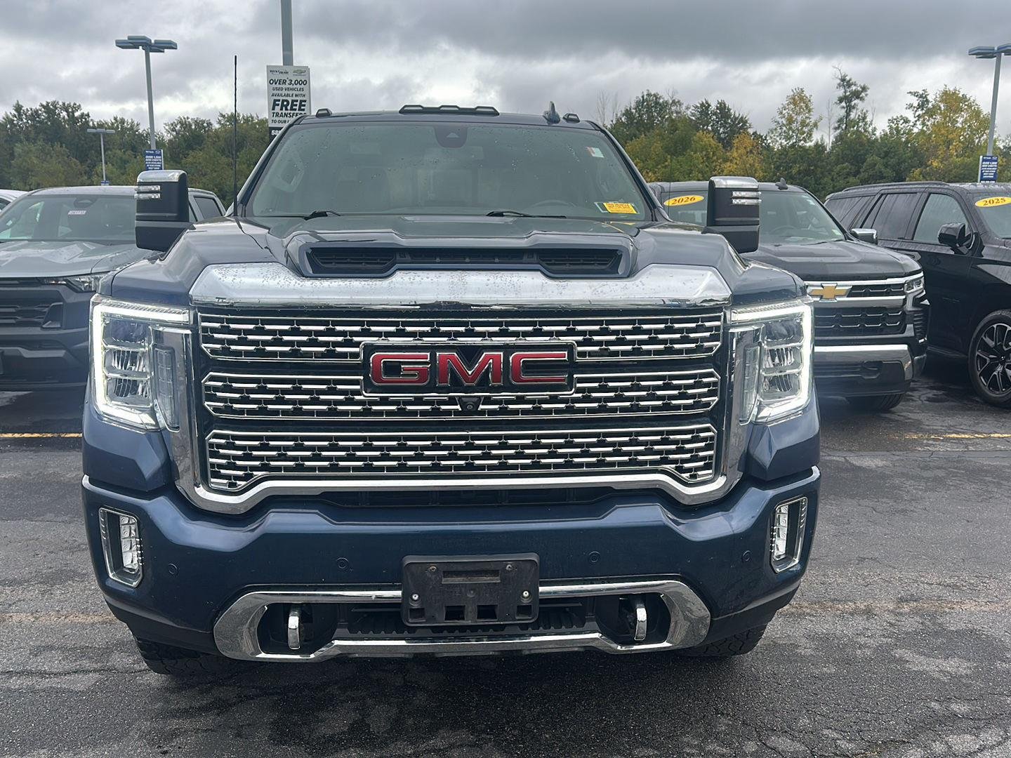 Used 2021 Pacific Blue Metallic GMC Denali image 6