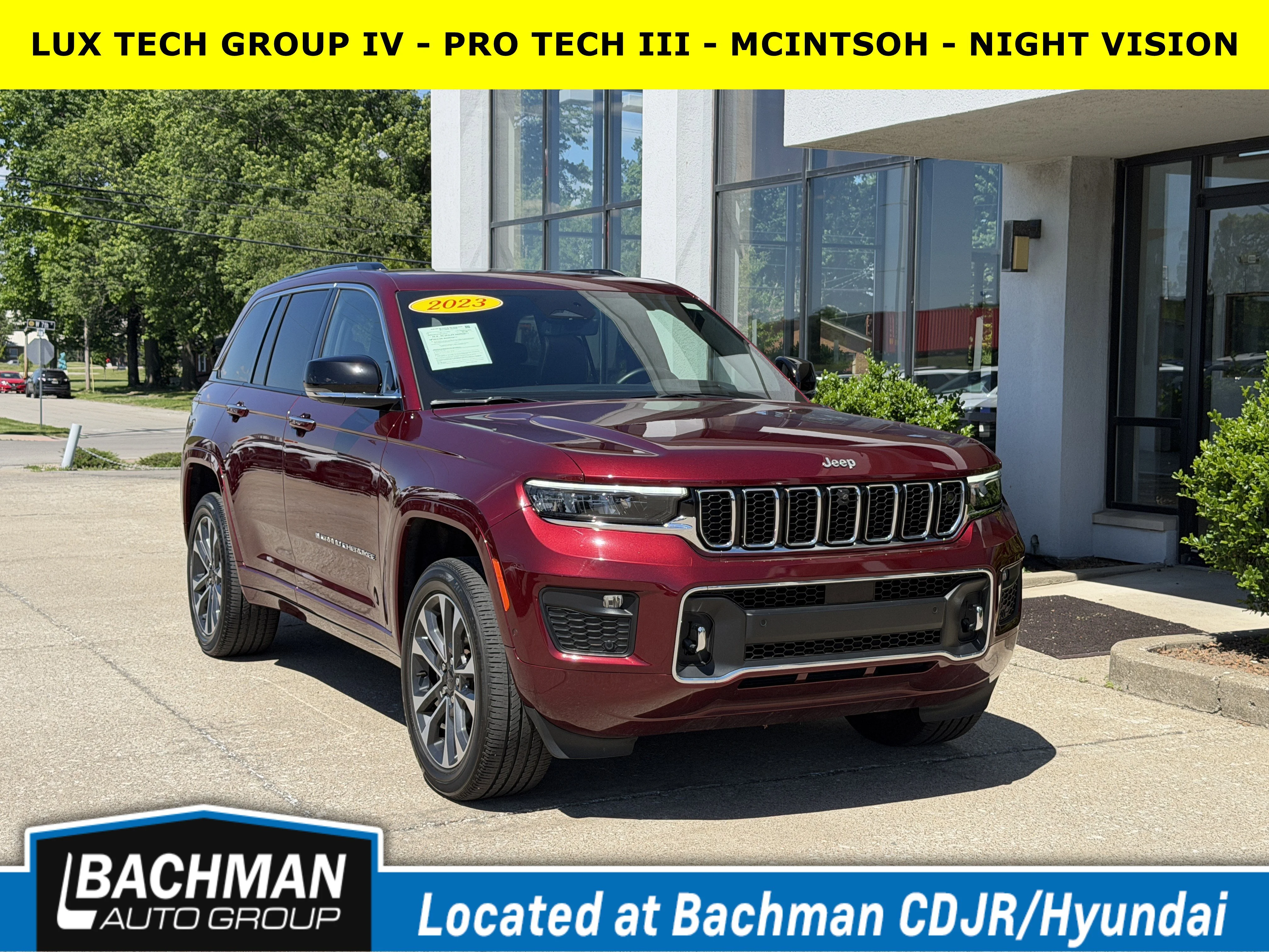 2023 Jeep Grand Cherokee Overland 4x4's photo