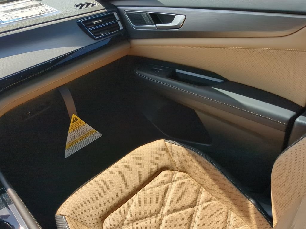 New 2026 White/off-white Volkswagen 2.0T SE w/Technology image 17