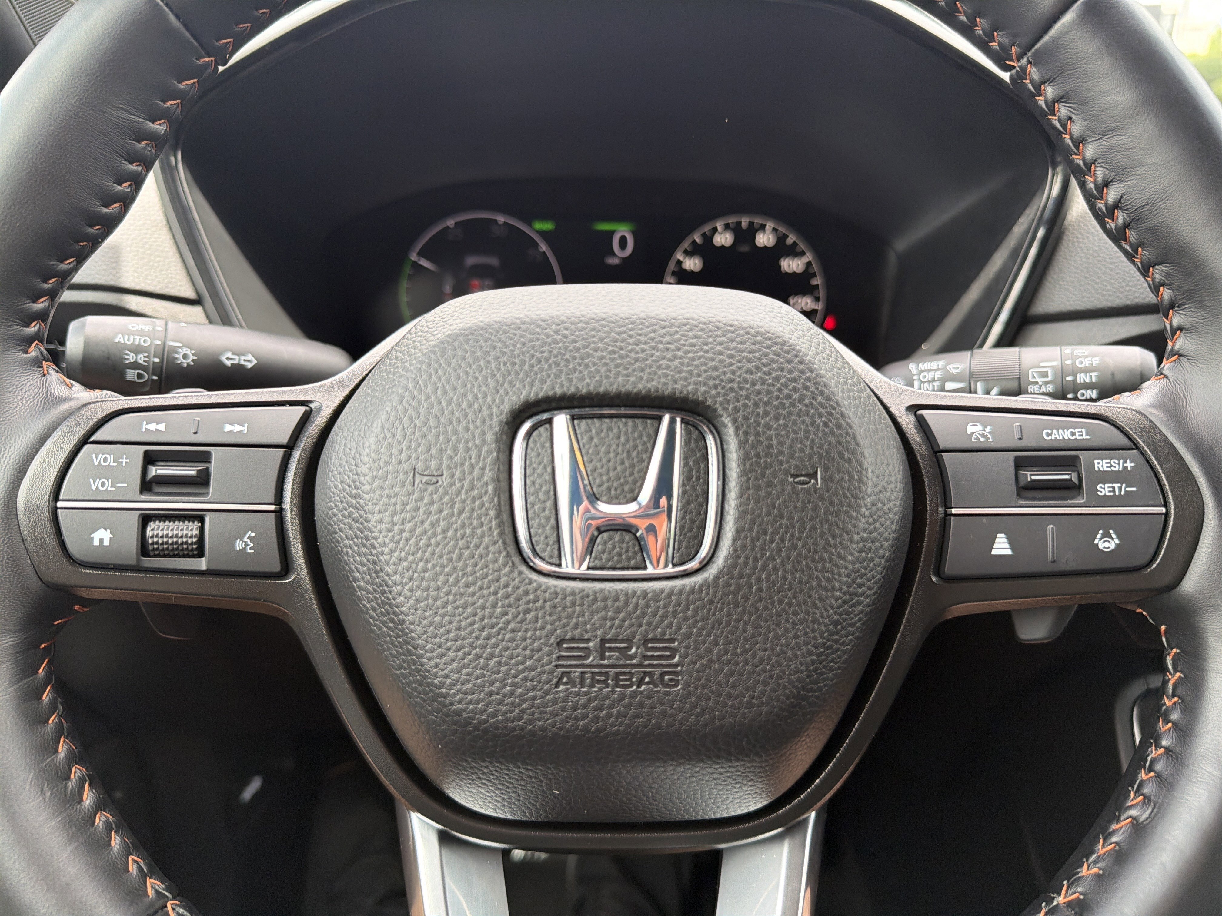 Certified Used 2026 Platinum White Pearl Honda Sport image 10