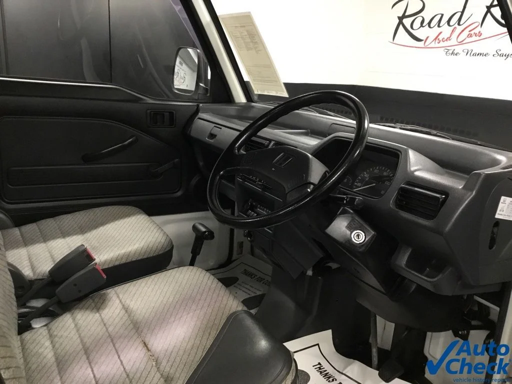 Used 1990 White Honda SDX image 26