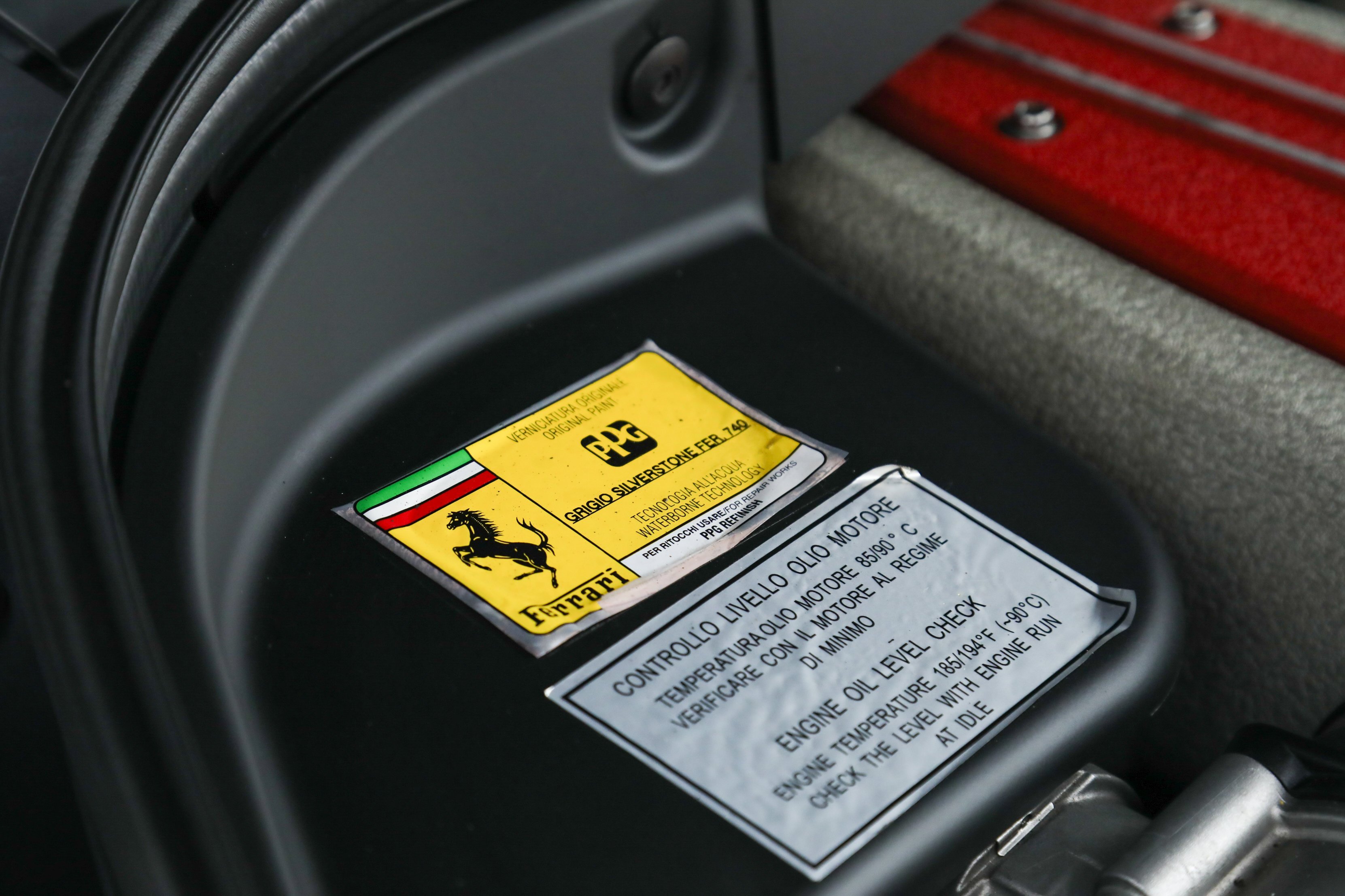 Used 2009 Gray Ferrari  image 40