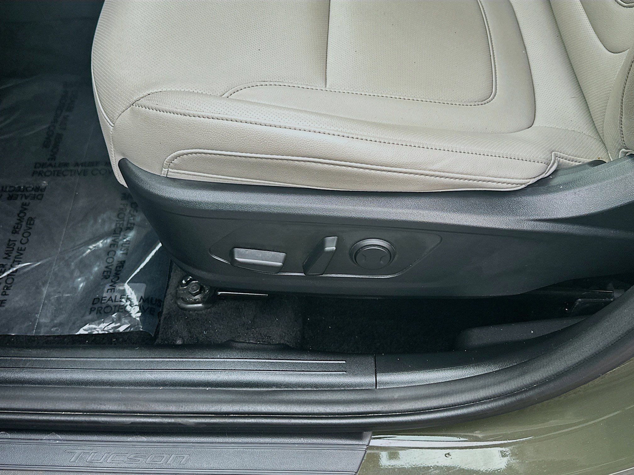 Used 2025 Rockwood Green Hyundai SEL Convenience image 17