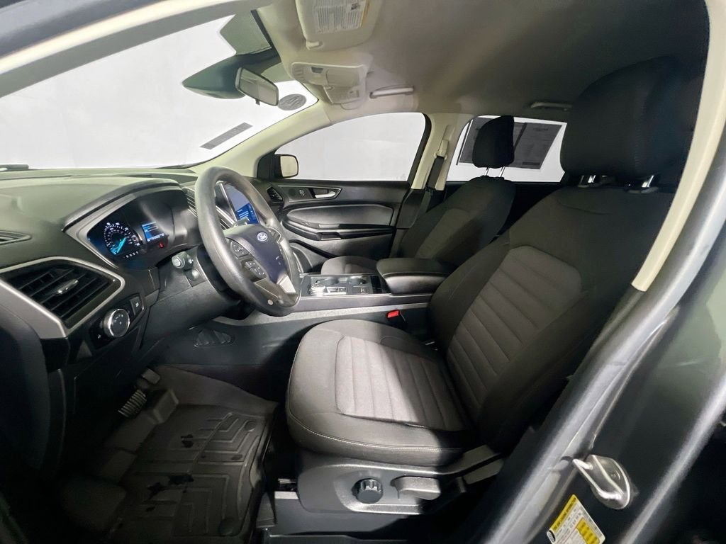 Used 2024 Gray Ford SE image 14