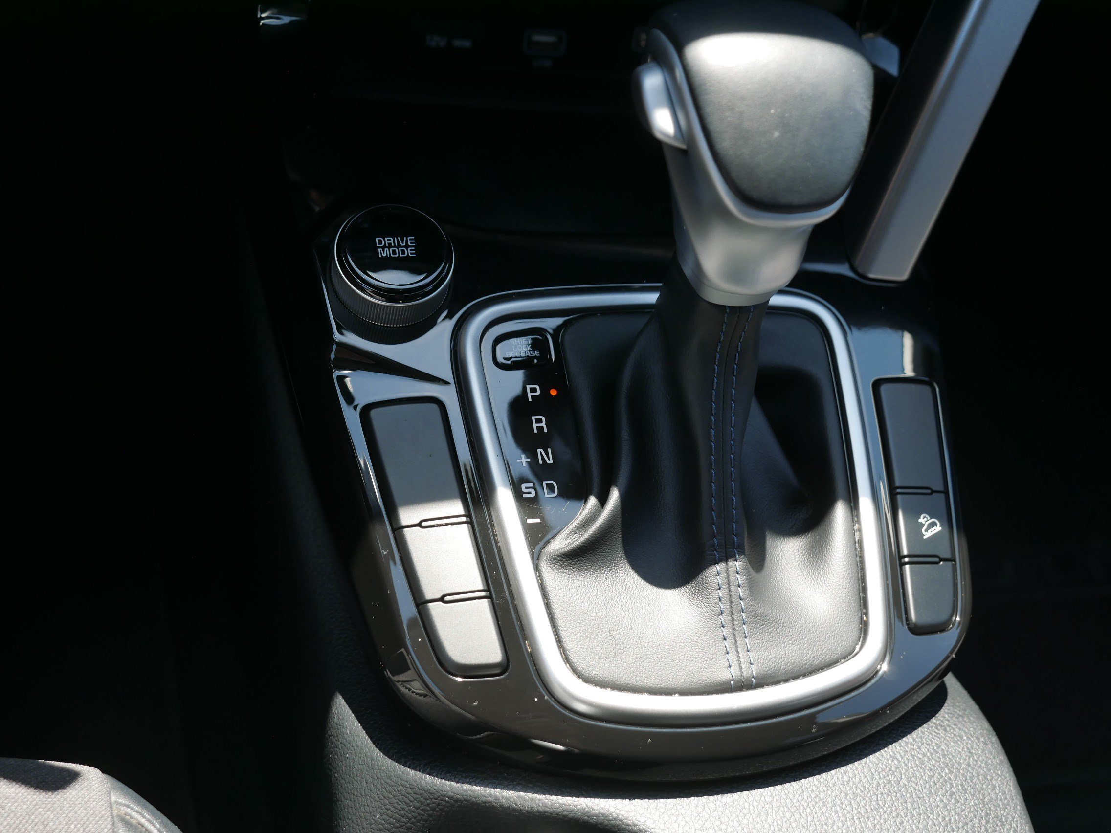 Certified Used 2023 Gravity Gray Kia S image 24