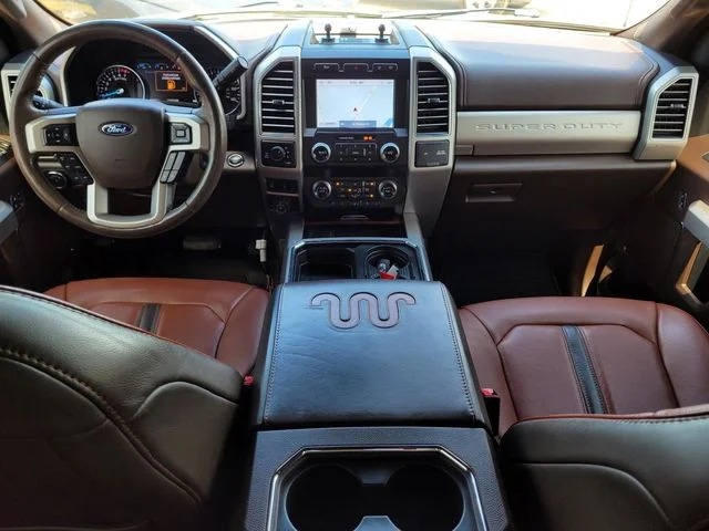 Used 2020  Ford XL image 13