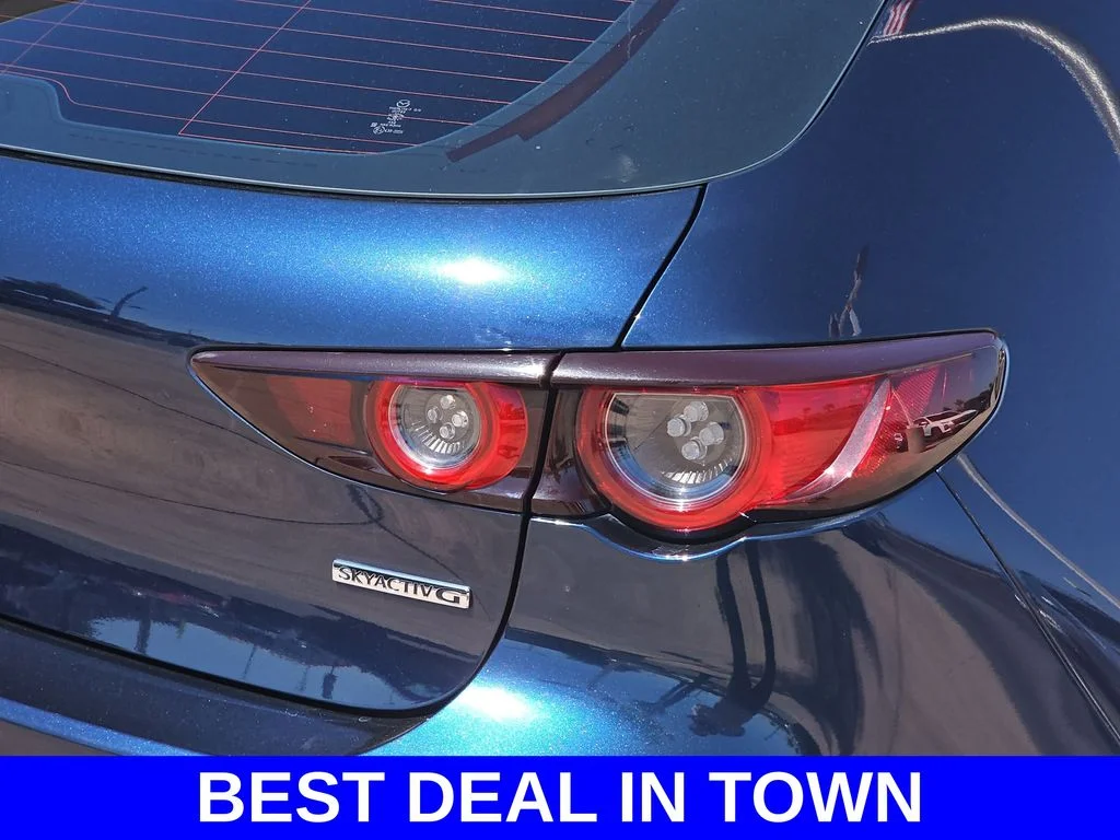 Used 2019 Blue Mazda Base MAZDA3 image 39