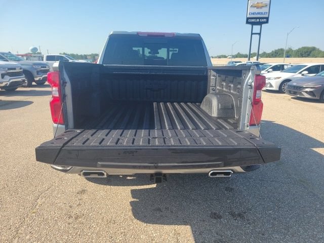 New 2026 Sterling Gray Metallic Chevrolet RST image 31