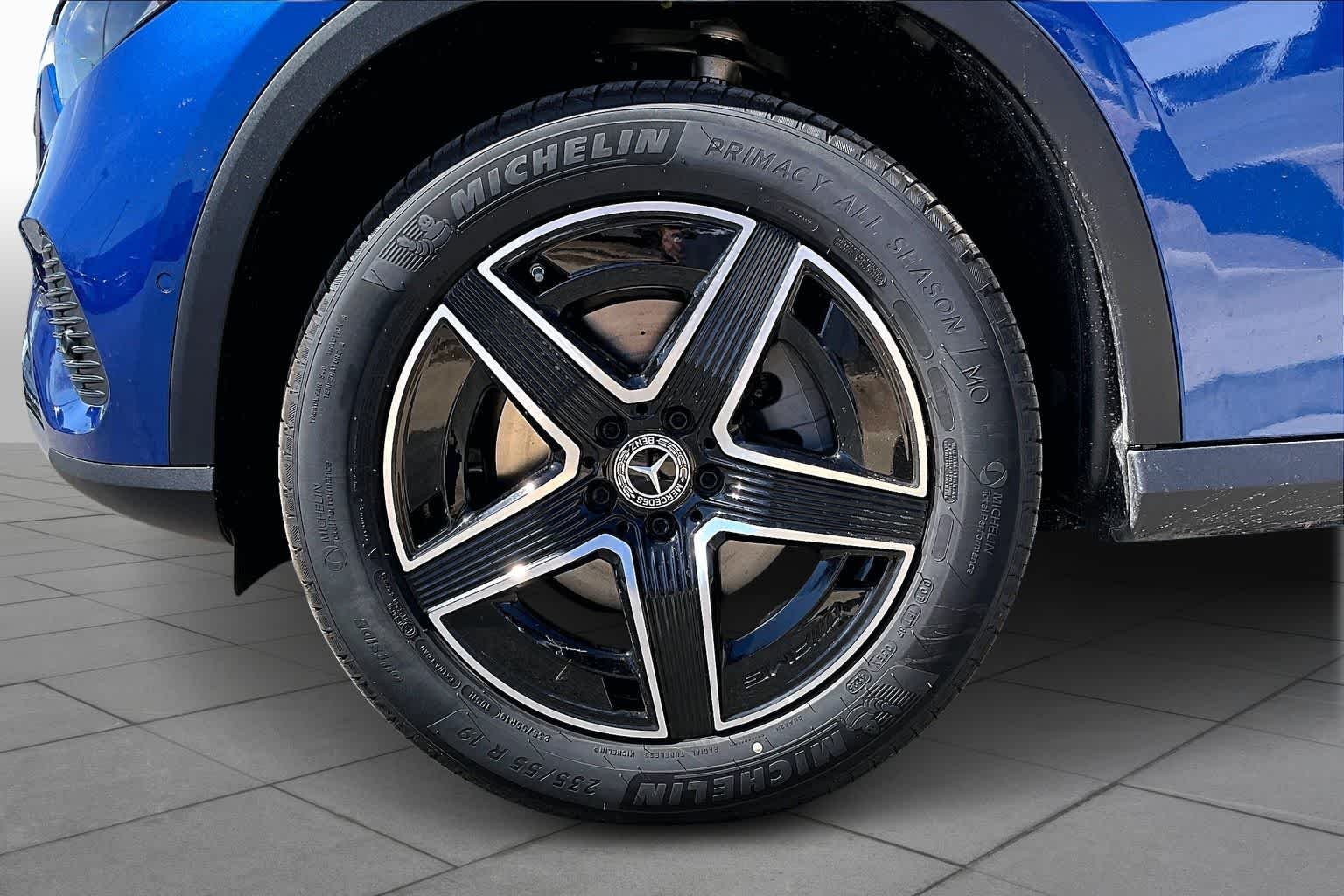 New 2026 Starling Blue Metallic Mercedes-Benz GLC 300 image 21