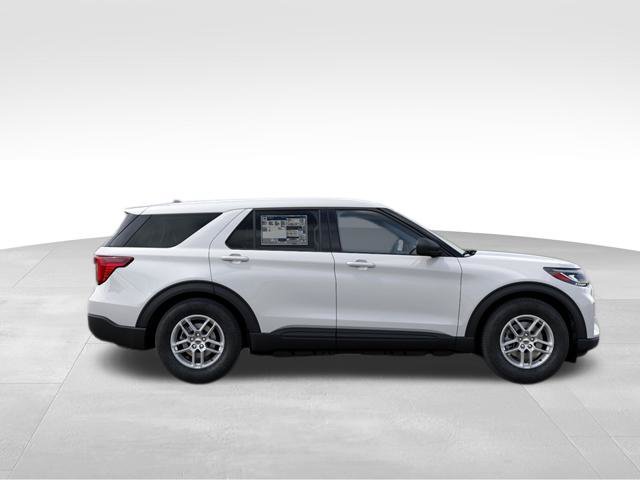 New 2027 White Ford Active image 5