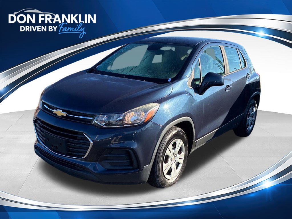 Used 2018 Blue Chevrolet LS image 1