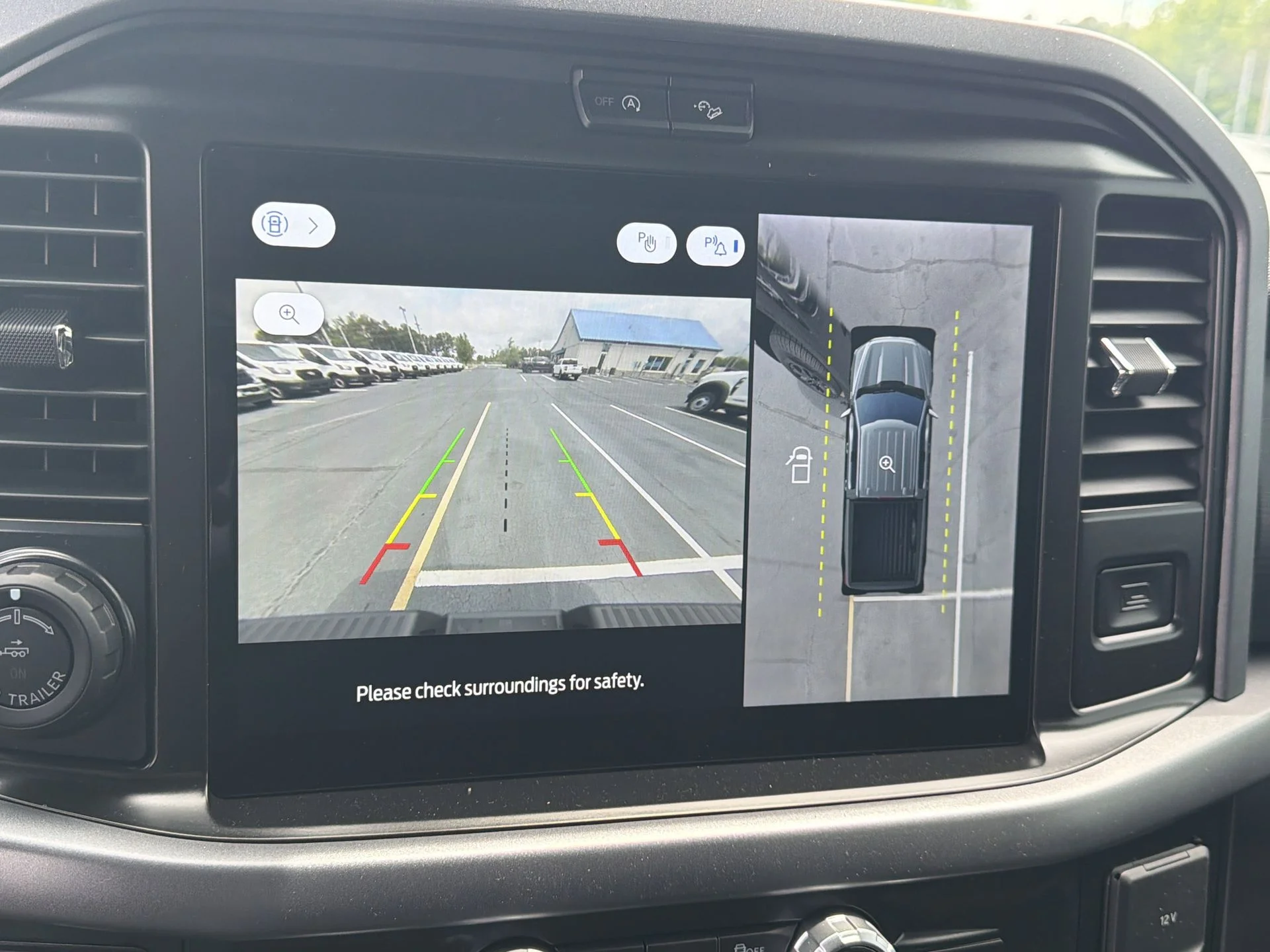 New 2026 Black Ford XLT image 4