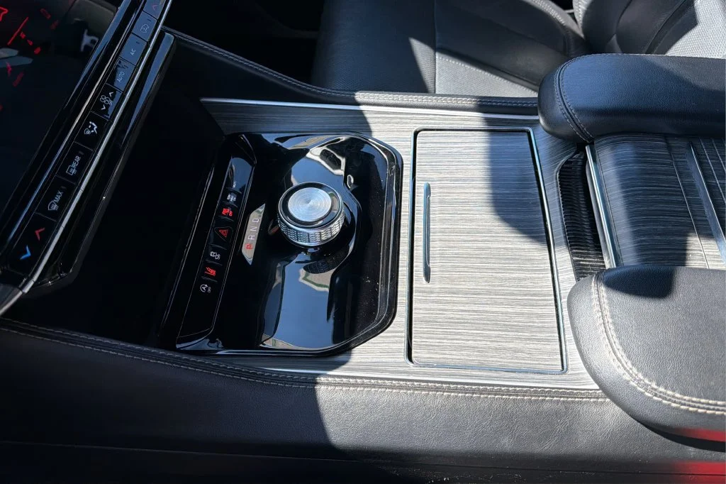 Used 2024 Black Jeep Series II image 34