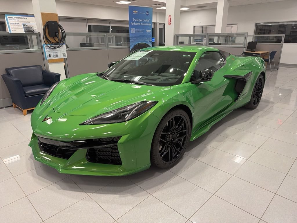 New 2026 Roswell Green Metallic Chevrolet 3LZ image 1