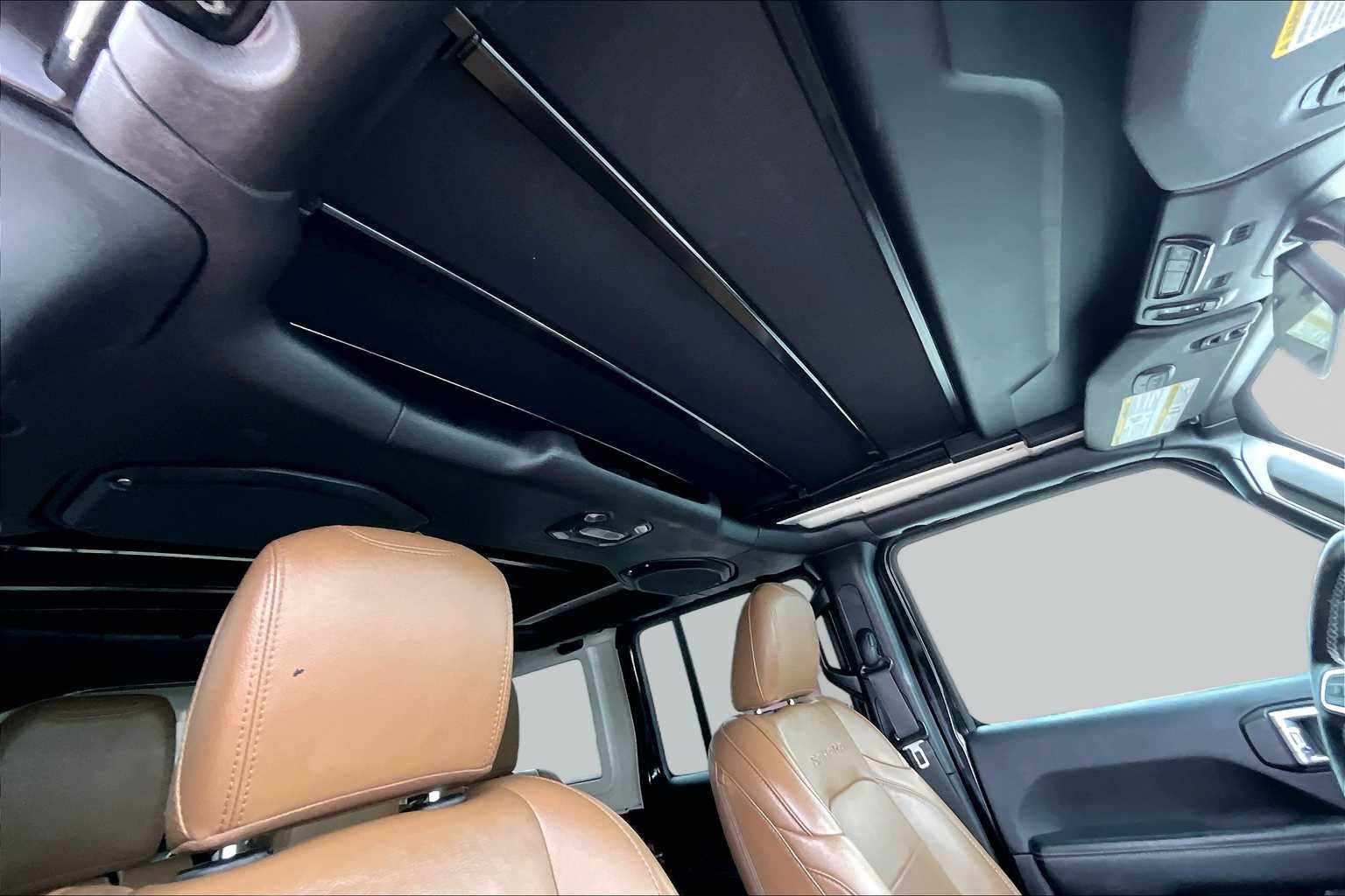 Used 2020 Black Clearcoat Jeep Sahara image 14