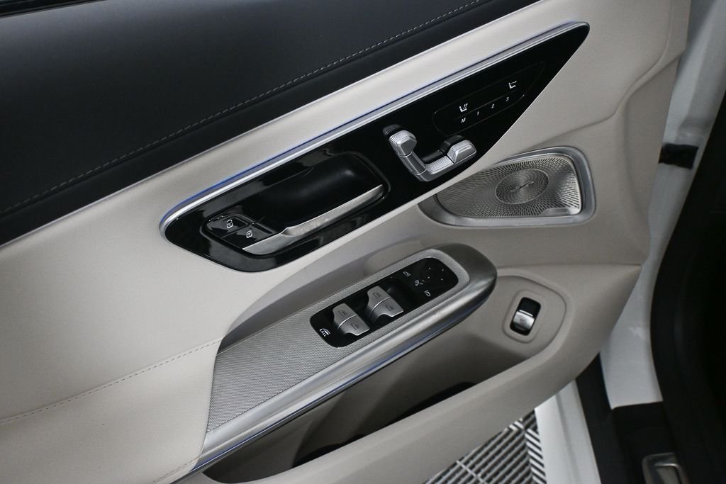 Certified Used 2024  Mercedes-Benz CLE 450 image 8