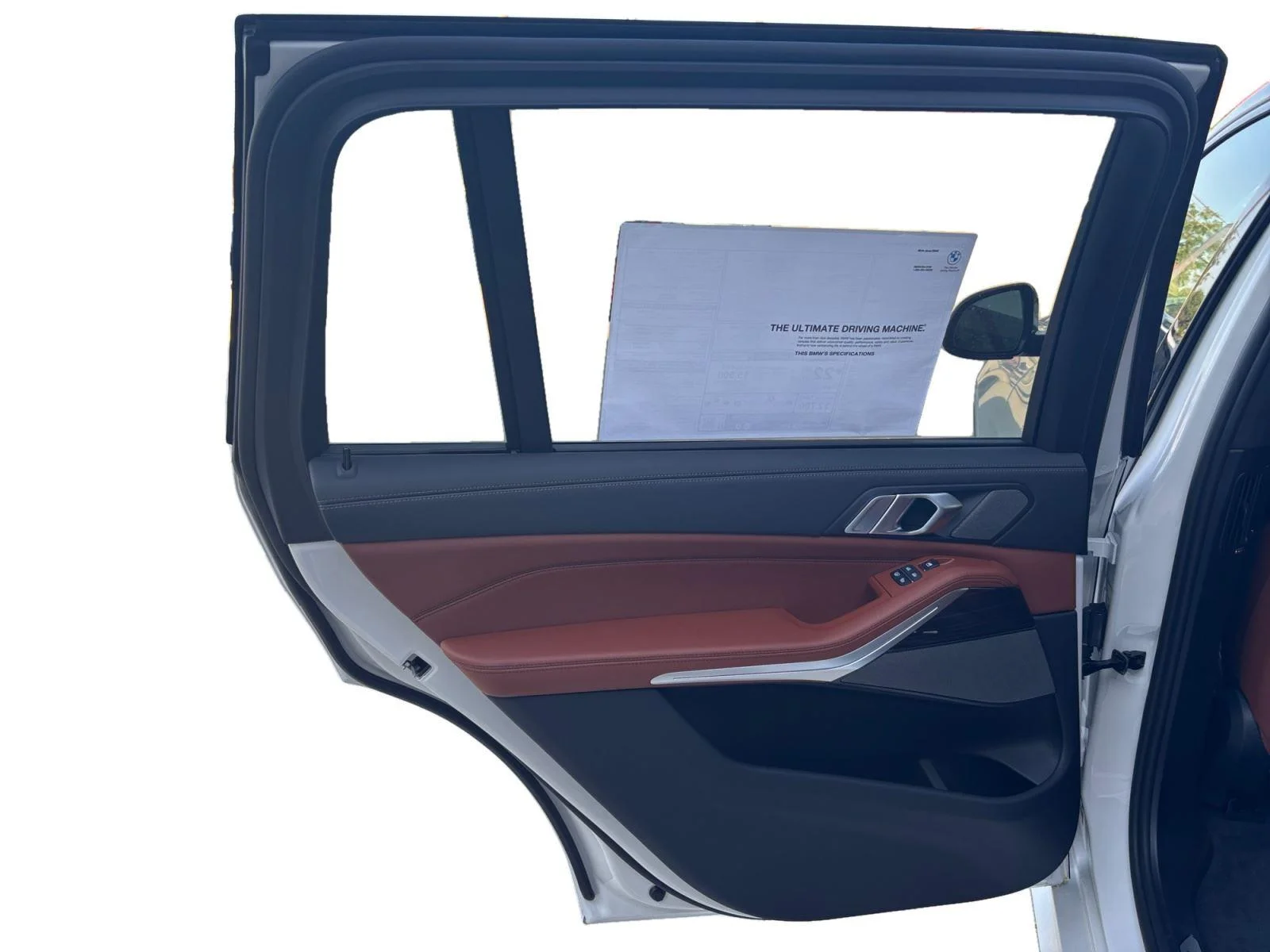 New 2027 Mineral White Metallic BMW xDrive40i image 22