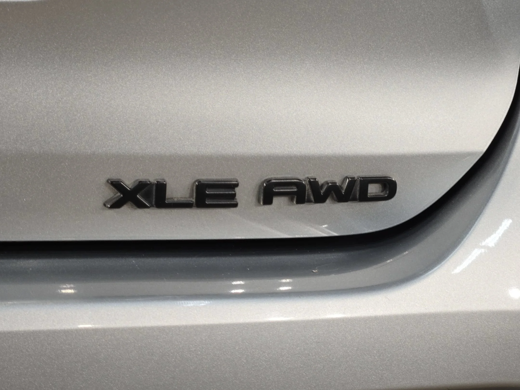 Used 2022 Celestial Silver Metallic Toyota XLE image 39