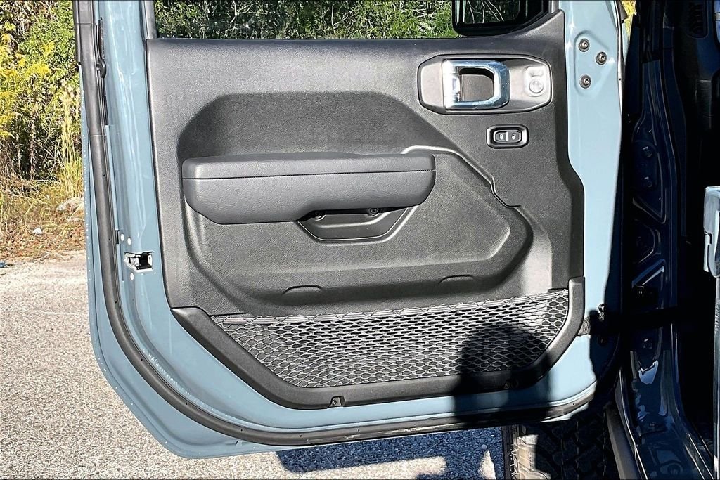 New 2026 Jeep Wrangler Willys 4D Sport Utility