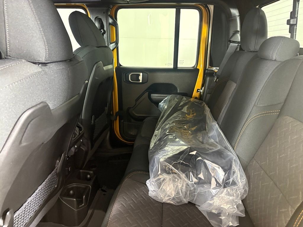 New 2026 Goldilocks Exterior Paint Jeep Mojave image 37