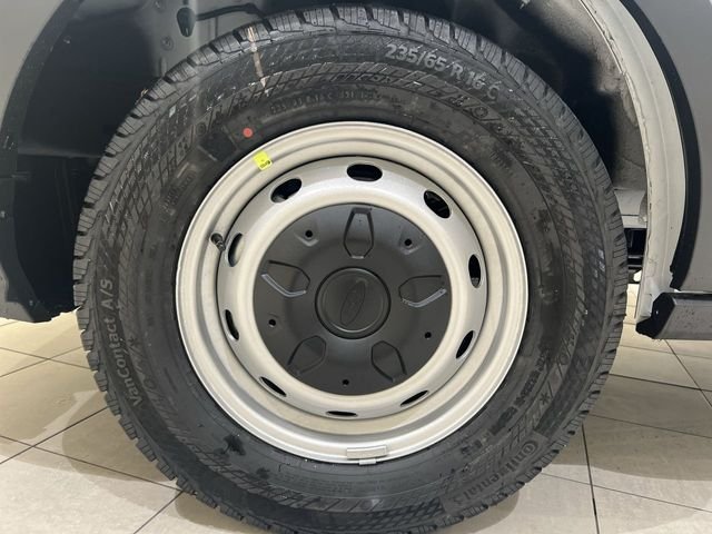 Used 2024 White Ford Base image 27
