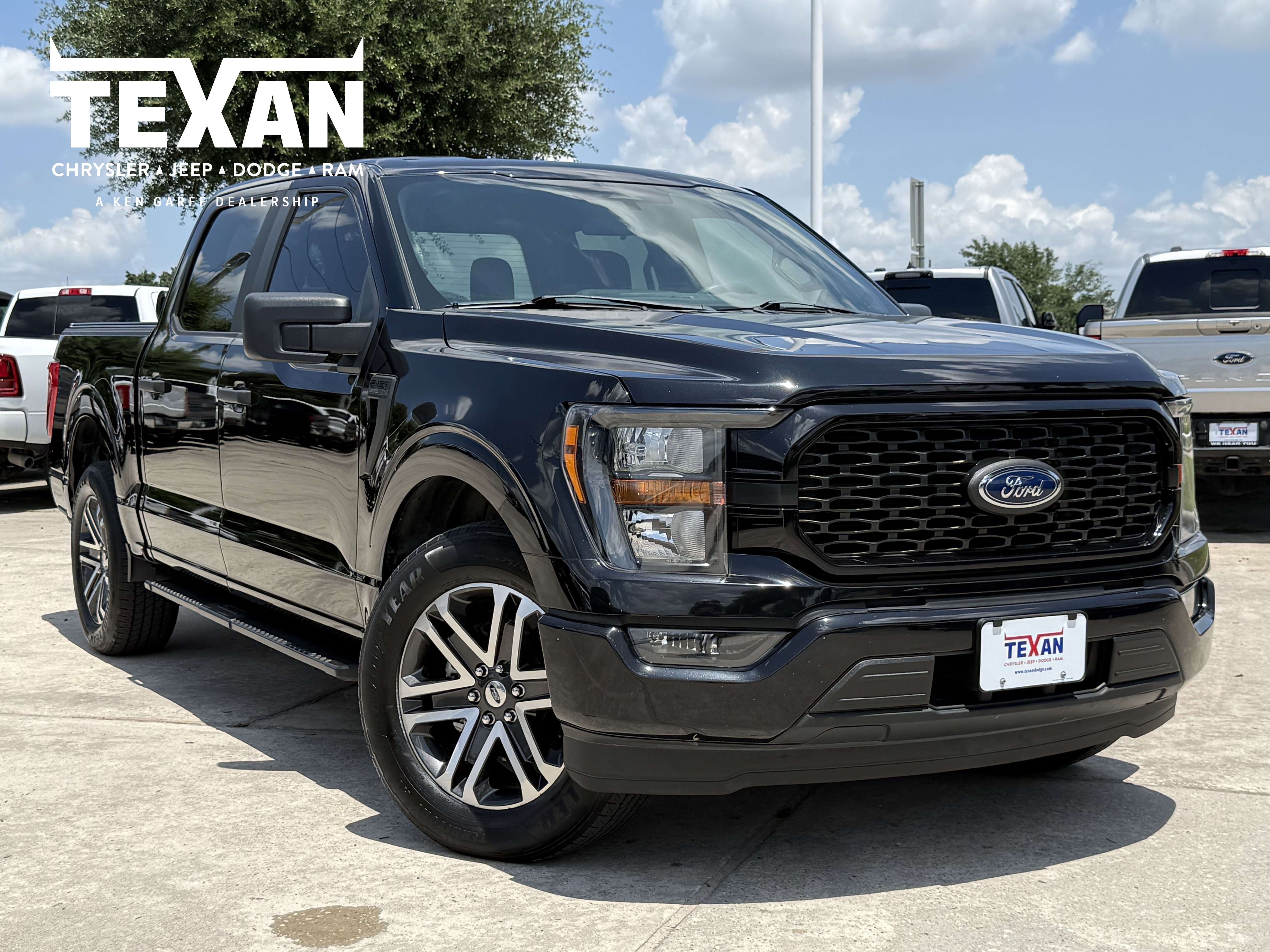 2023 Ford F-150 XL SuperCrew 5-1/2 Box's photo