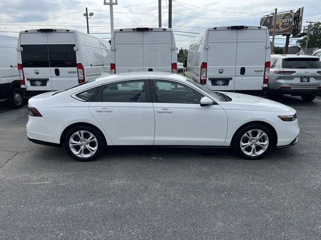 Used 2024 White Honda LX image 11