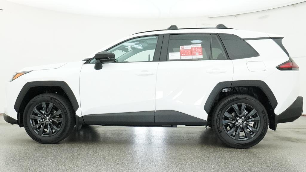 New 2026 Ice Cap Toyota XLE Premium image 2