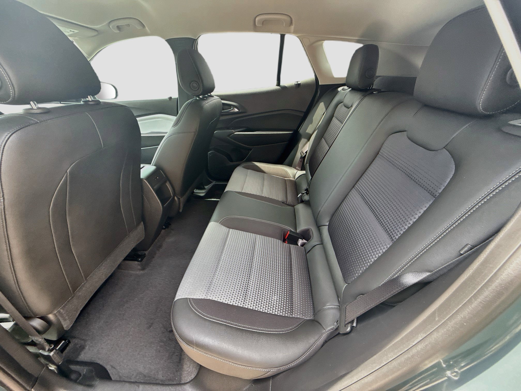 2025 Chevrolet Trax LT - Photo 20
