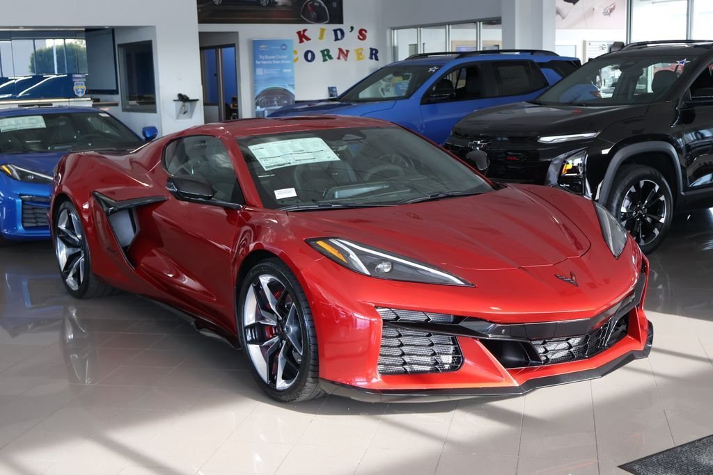 New 2026 Red Mist Metallic Tintcoat Chevrolet 2LZ image 9