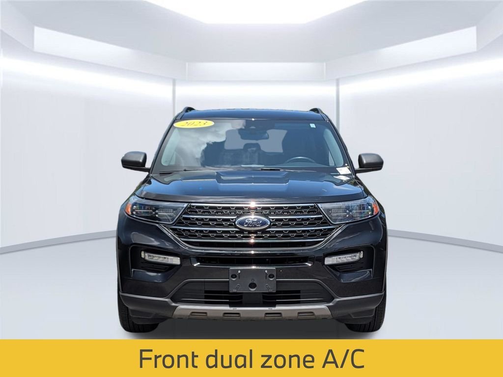 Used 2023 Black Ford XLT image 12