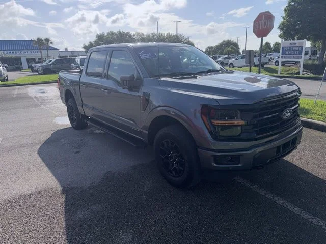 Used 2024 Gray Ford XLT image 3