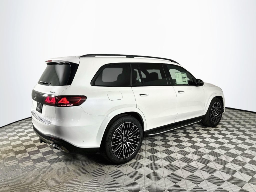 New 2027 MANUFAKTUR Moonlight White Metallic Mercedes-Benz GLS 450 image 42